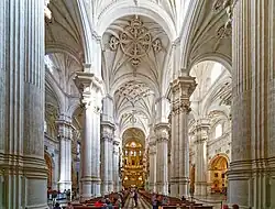 Vue d'ensemble de l'intérieur.