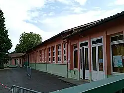 École Sainte-Germaine. Bâtiments de la maternelle et de l'école primaire.