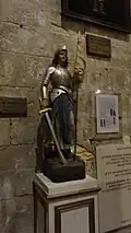 Statue de sainte Jeanne d'Arc.