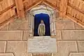 Détail de la Vierge située au-dessus de l'entrée