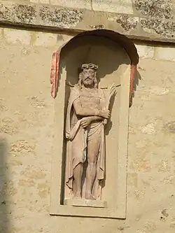 Christ aux liens sur l'église.