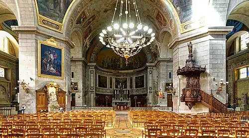 Intérieur de l'église.