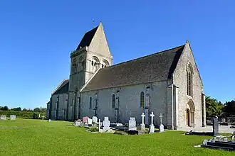 L'église Saint-Hilaire.