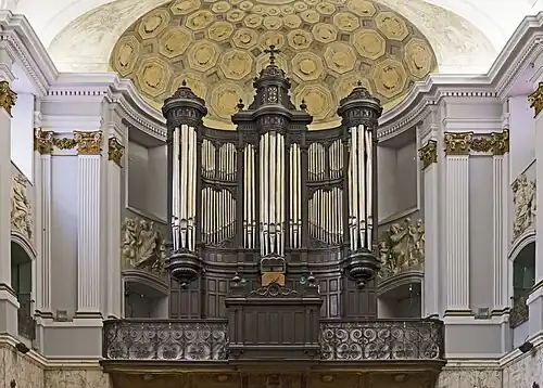 Église Saint-Jérôme de Toulouse, orgue de tribune.