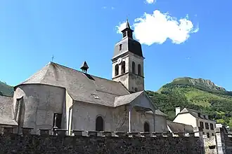 L'église Saint-Pierre d'Arrens.