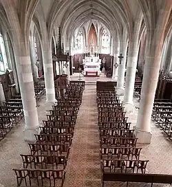 Nef-halle de l'église Sainte-Lucie.