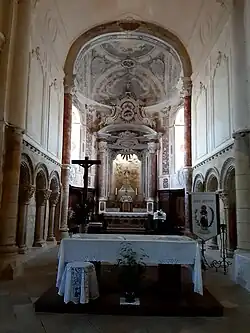 Chœur de style baroque.