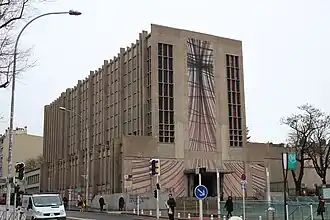 Vue de la place Émile Cresp