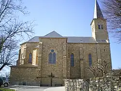 Église de Naussac côté est.