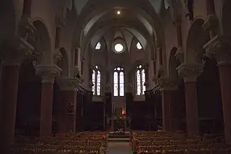 Nef de l'église Saint-Étienne