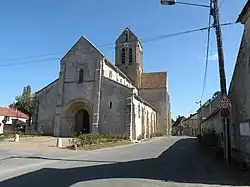 L'église Notre-Dame-de-la-Nativité...