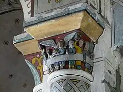 Un de ses chapiteaux.