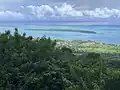 Île aux Bénitiers depuis le belvédère de Chamarel