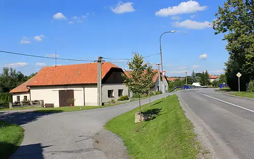 Route no 317 à Netřeby.