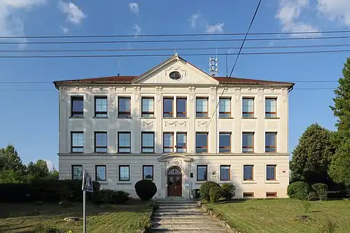 Žibřidice : école.