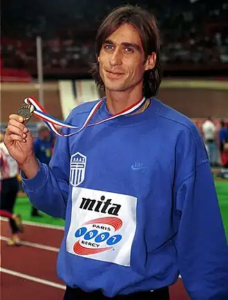 Image illustrative de l’article Lábros Papakóstas