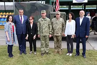 et l'ambassadrice américaine Marie Yovanovitch.