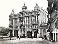 La maison de Ginsburg (qui subsiste encore aujourd'hui) était appelée le Paris de Kiev. Construit en 1901.