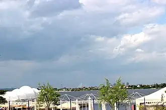 île incluse dans la ville.