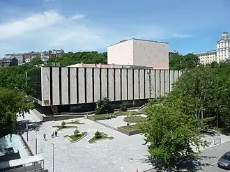 Le bâtiment du Théâtre Gorki (1975).