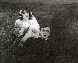 Description de l'image В полночь на кладбище (1910).jpg.