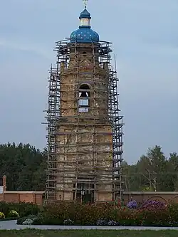 Le clocher du monastère de Batouryn Mykolayiv Krupitsky, classée.