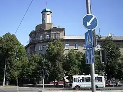 Immeuble avec tourelle du centre-ville, classé,