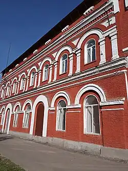 Un édifice rénové de la partie Est.