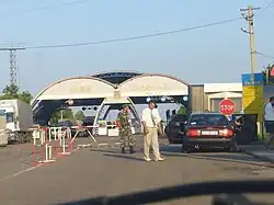 son poste frontière par route