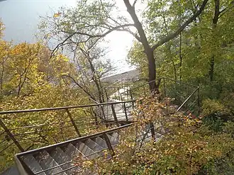 Description de cette image, également commentée ci-après