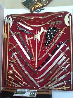 Collection d'armes blanches