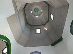 intérieur d'une tour.