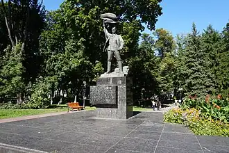 Monument à l'Insurrection de Janvier de l'arsenal de Kiev classé,