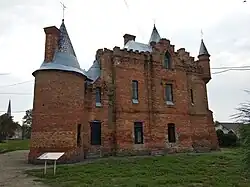 Château de Popov, classé,
