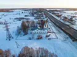 L'église et le village.