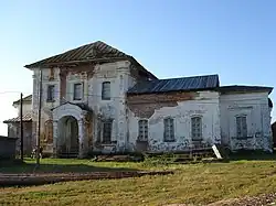 Église en 2006 avant le début des restaurations.