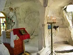 l'église des trois cavaliers classé.