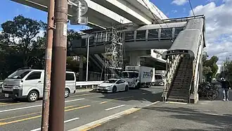 Vue extérieure de la station.