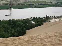 Le fleuve Jaune dans le district de Shapotou en bordure du désert en 2016