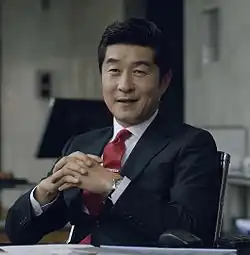 Description de l'image 배우 김상중 위너스톡기업 광고 cf영상 5s.jpg.