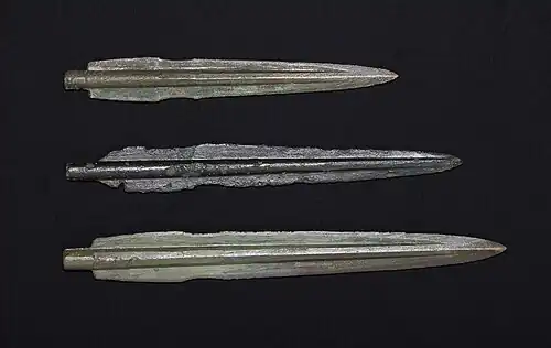 Dagues. Bronzes de la 2de phase d'expansion. Site de Daegok-ri