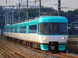 Voiture d'extrémité plate permettant l'intercirculation entre 2 rames couplées.