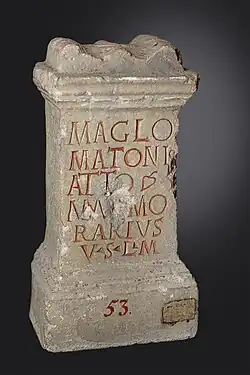 Autel du IIe&nbsp;siècle découvert lors de la construction du Pont-Canal