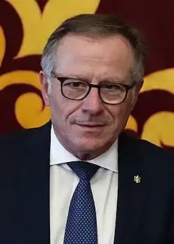 Description de cette image, également commentée ci-après