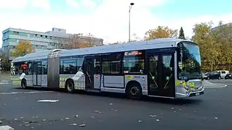 Heuliez GX 437 Hybride à Cergy, sur la ligne 42.