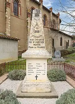 Le monument aux morts