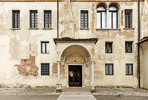 Musée civique de Trévise, entrée par Via Santa Chiara