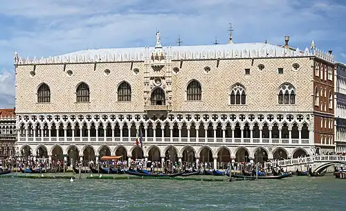 Palais des Doges à Venise (XIVe&nbsp;siècle).