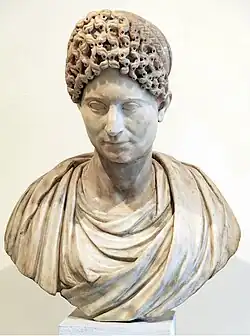 Buste féminin de l'époque Flavienne, seconde moitié du Ier siècle après J.-C