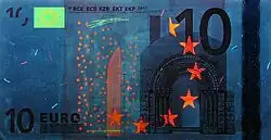 Billet de 10&nbsp;euros sous lumière UV (Recto)